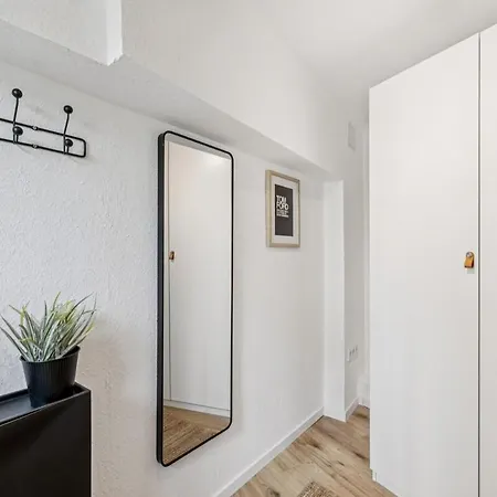 Lägenhet Gartenwohnung - Neu!in - Bei Koeln