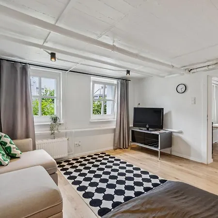 Lägenhet Gartenwohnung - Neu!in - Bei Koeln Remscheid