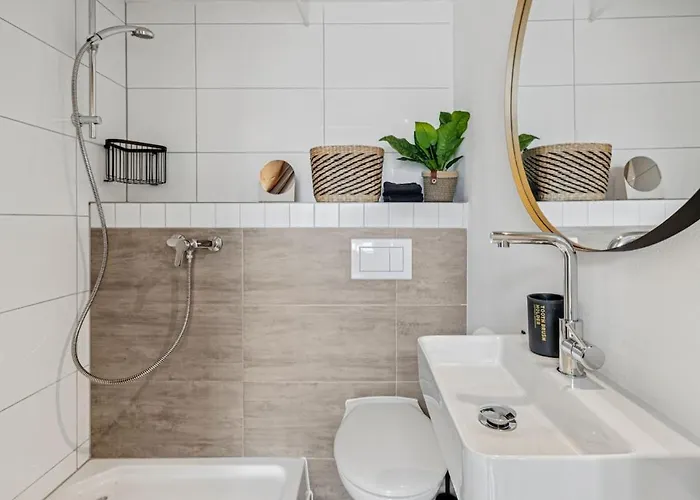 Gartenwohnung - Neu!in - Bei Koeln