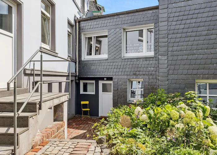 Lejlighed Gartenwohnung - Neu!in - Bei Koeln Remscheid